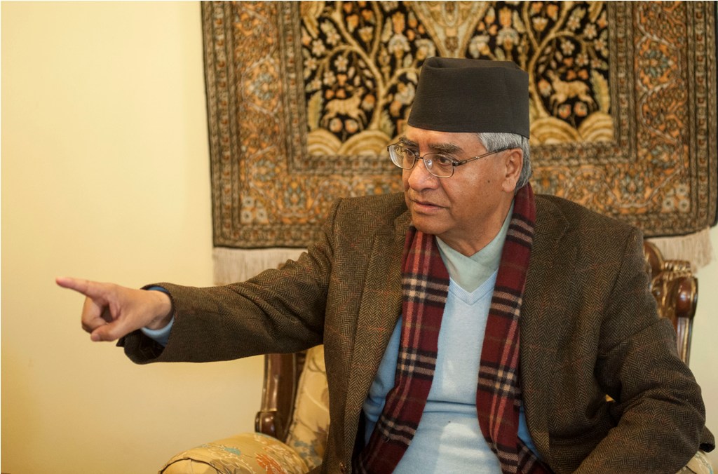 चुनावको मुखैमा उपचारका लागि सिंगापुर पुगे  शेरबहादुर देउवा